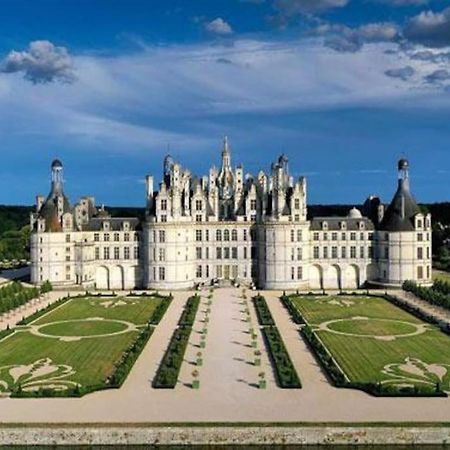 Maison Au Milieu Des Bois Et Des Animaux Jouy-le-Potier Luaran gambar